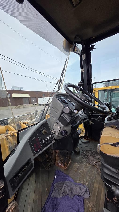 Used 1999 Caterpillar 938G