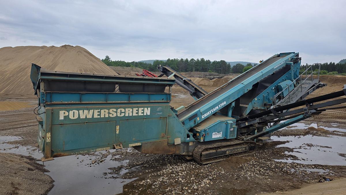 Used 2015 Powerscreen Chieftain 1700