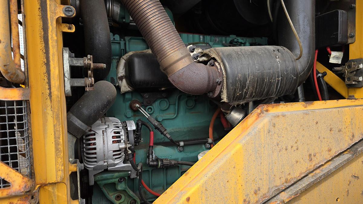 Used 2010 Volvo L70F