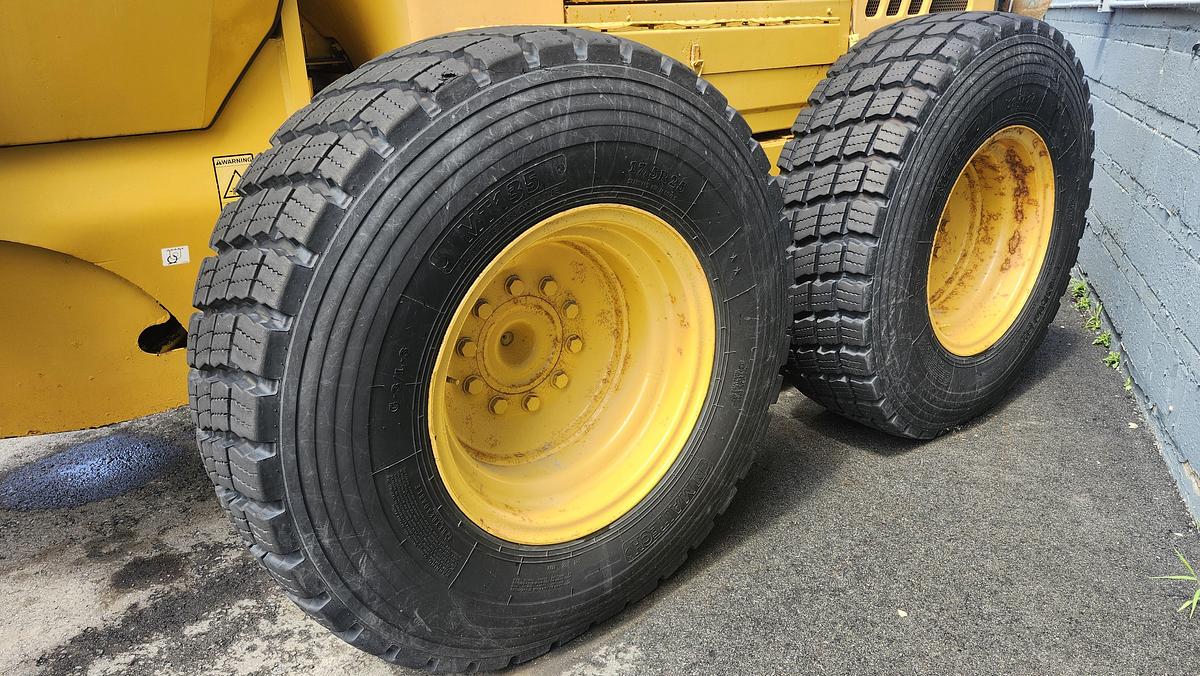 Used 2008 Volvo G946