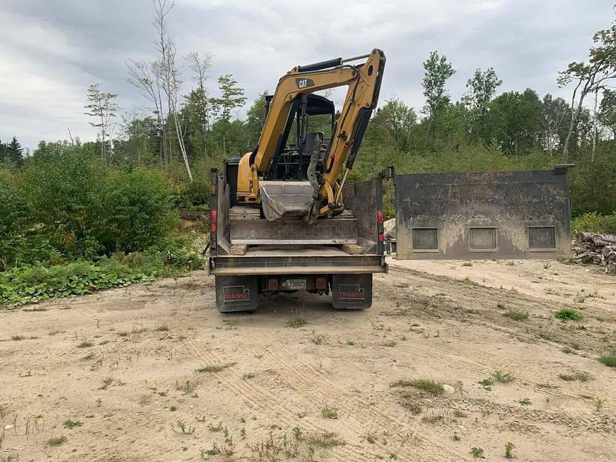 Used 2017 Caterpillar 305 E2