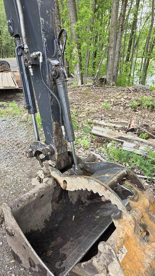 Used 2015 John Deere 35G