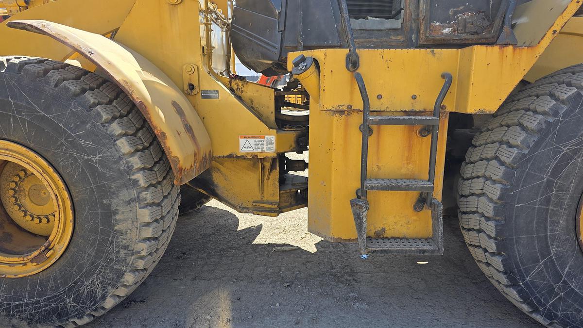 Used 2006 Caterpillar 950G