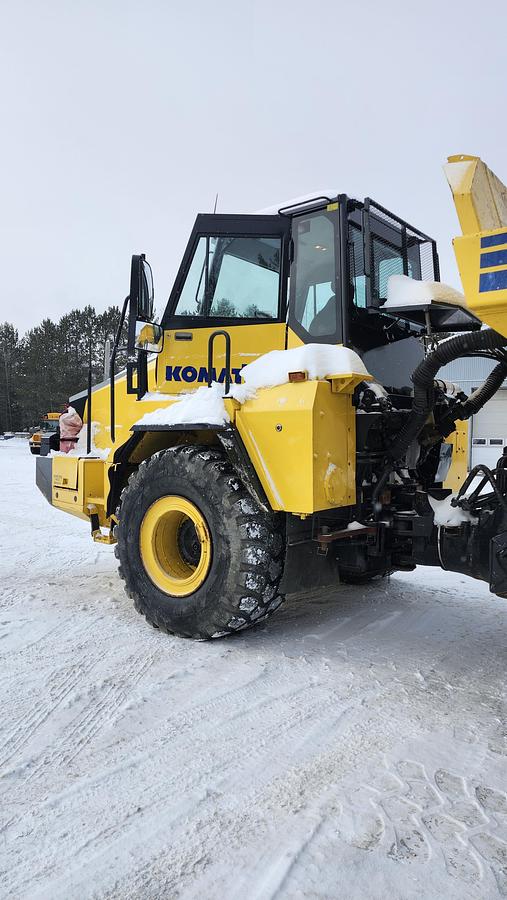 Used 2010 Komatsu HM300