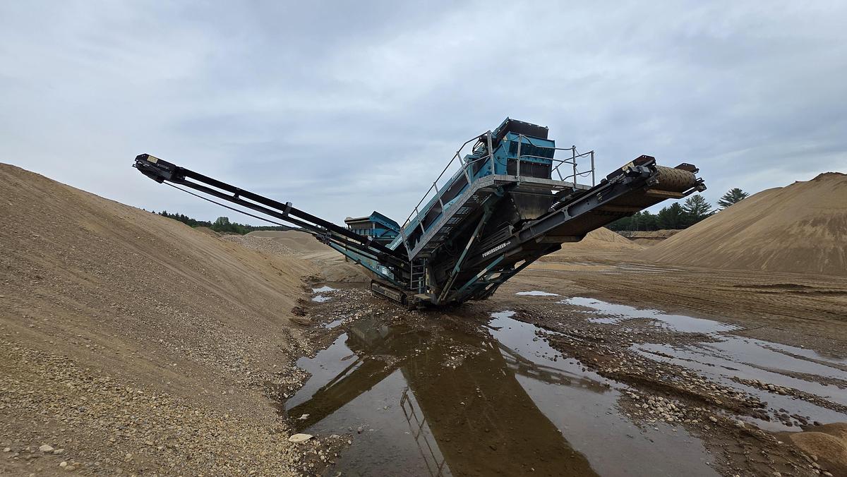 Used 2015 Powerscreen Chieftain 1700