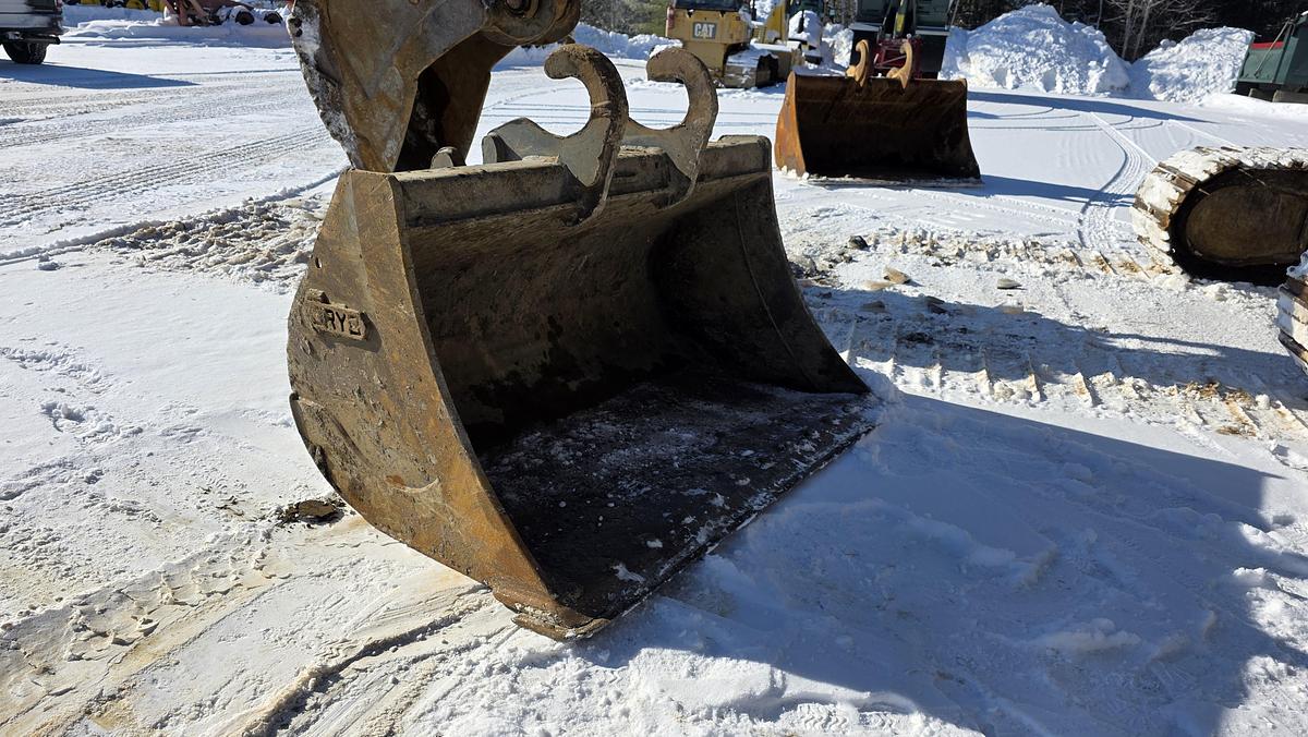 Used 2021 Caterpillar 325-07