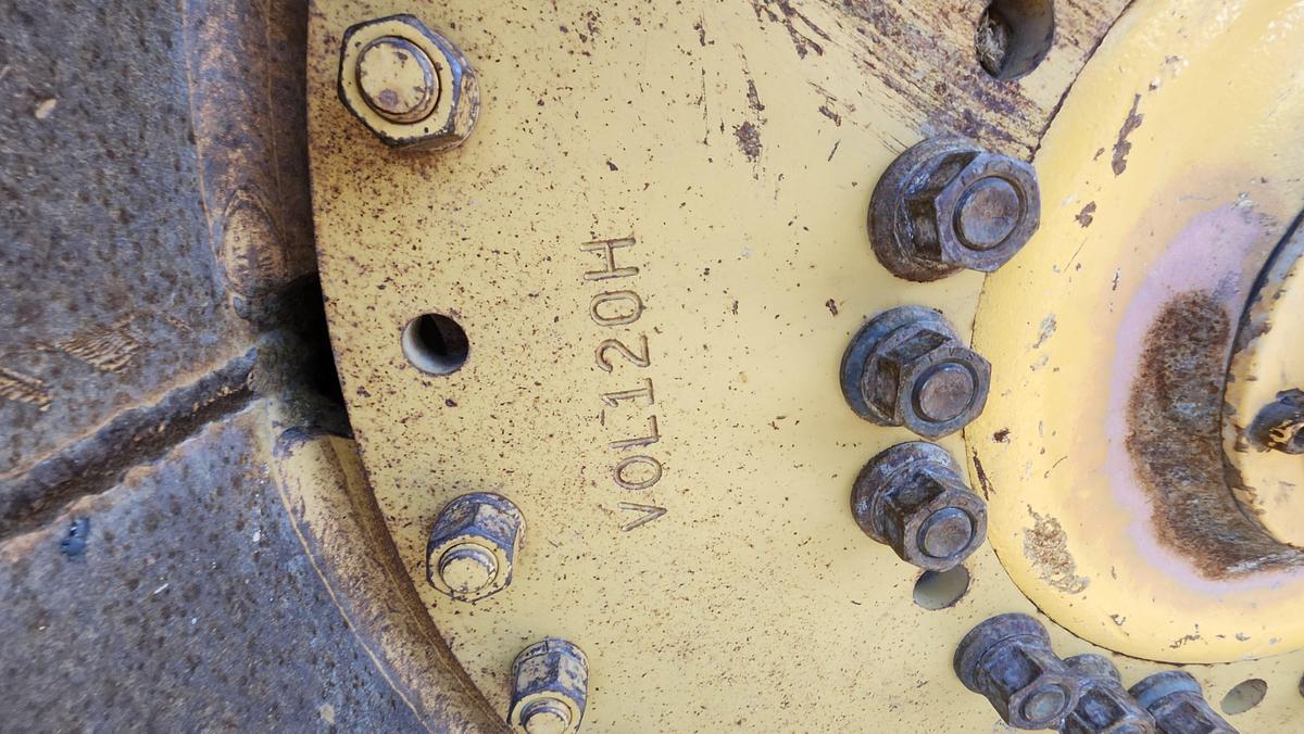 Used 2011 Volvo L110G