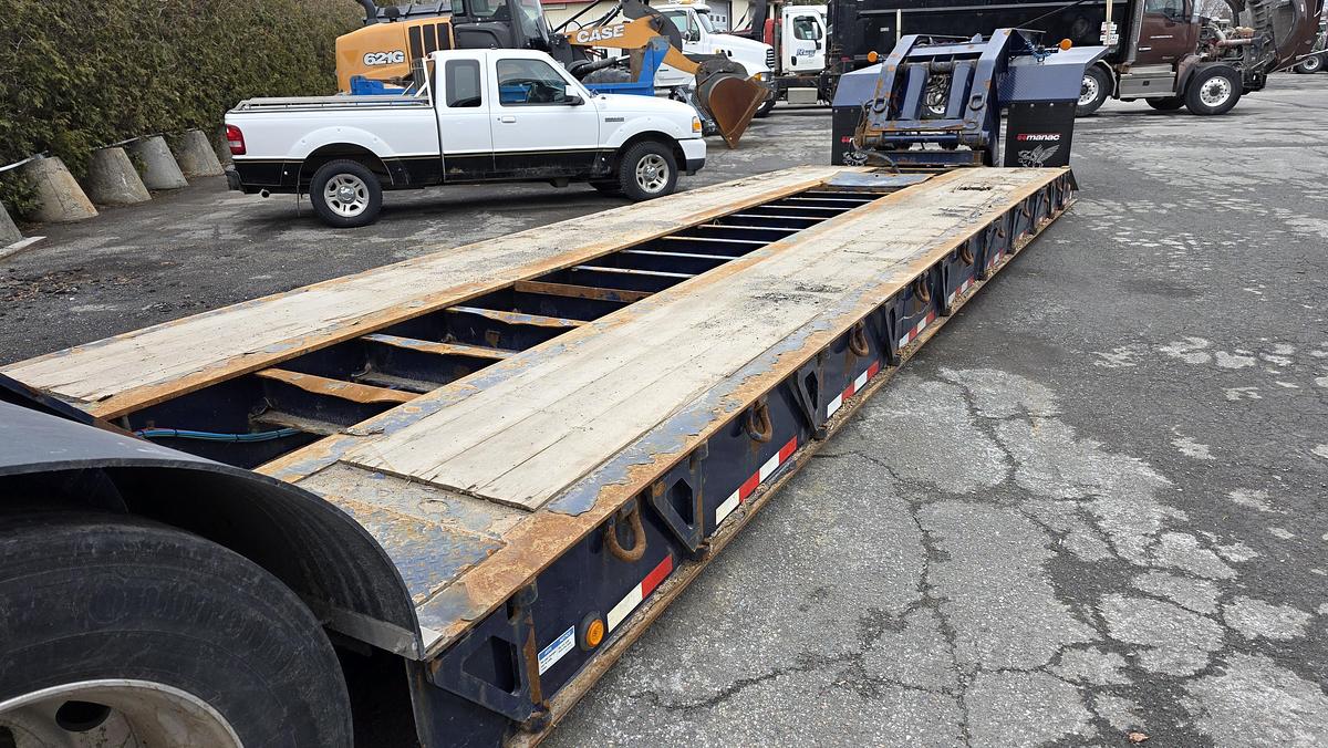 Used 2023 Manac 24 x 8'6'' / 3 essieux / 3 axles