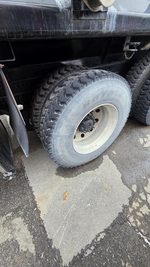 Used 2015 Freightliner M2-112