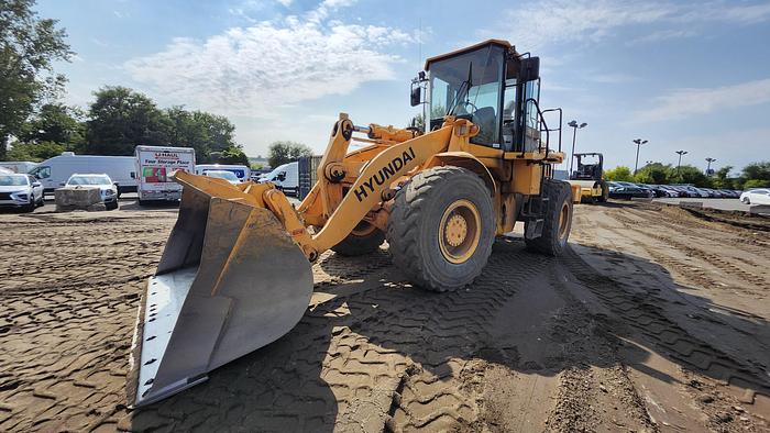 Used 2006 Hyundai 757-7