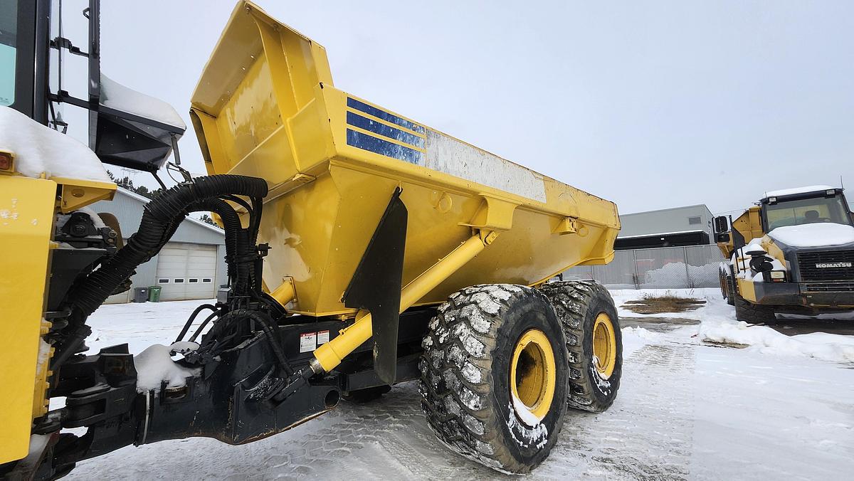 Used 2010 Komatsu HM300