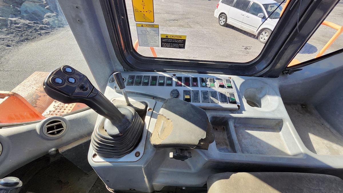 Used 2011 Doosan DL500