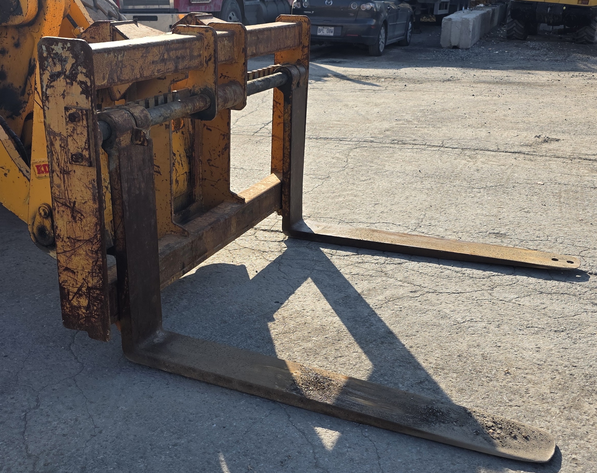 Used 2006 Hyundai 757-7