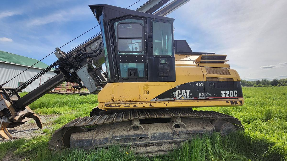 Used 2008 Caterpillar 320C FM