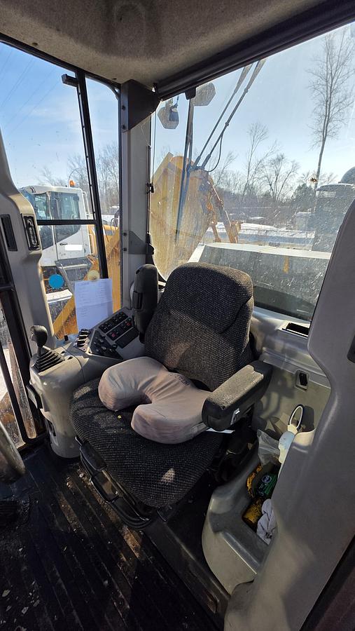 Used 2009 Volvo G940