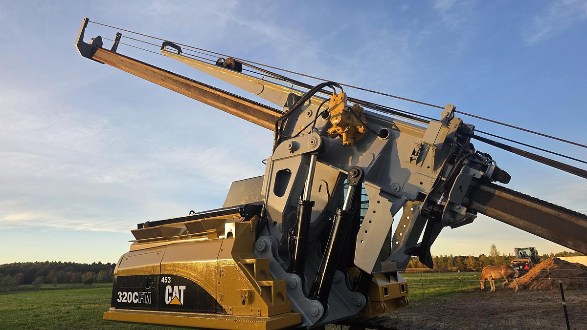 Used 2008 Caterpillar 320C FM