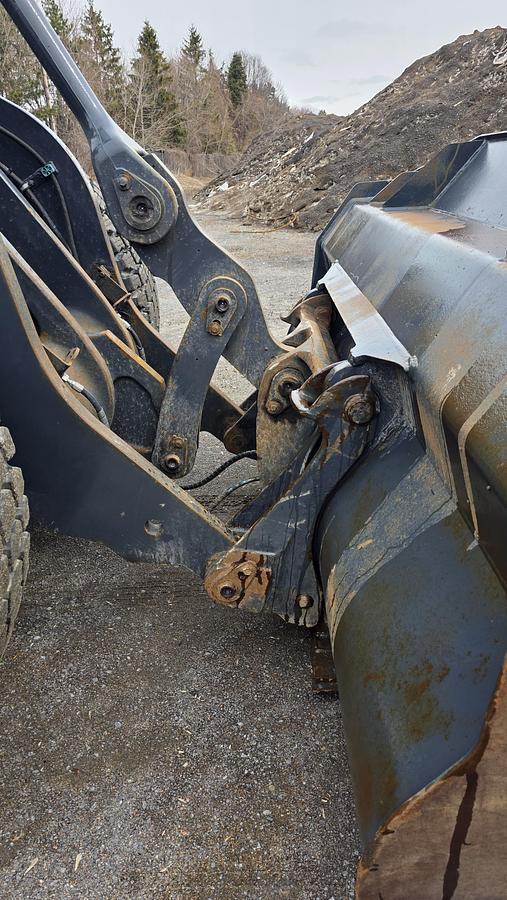 Used 2018 Volvo L110H