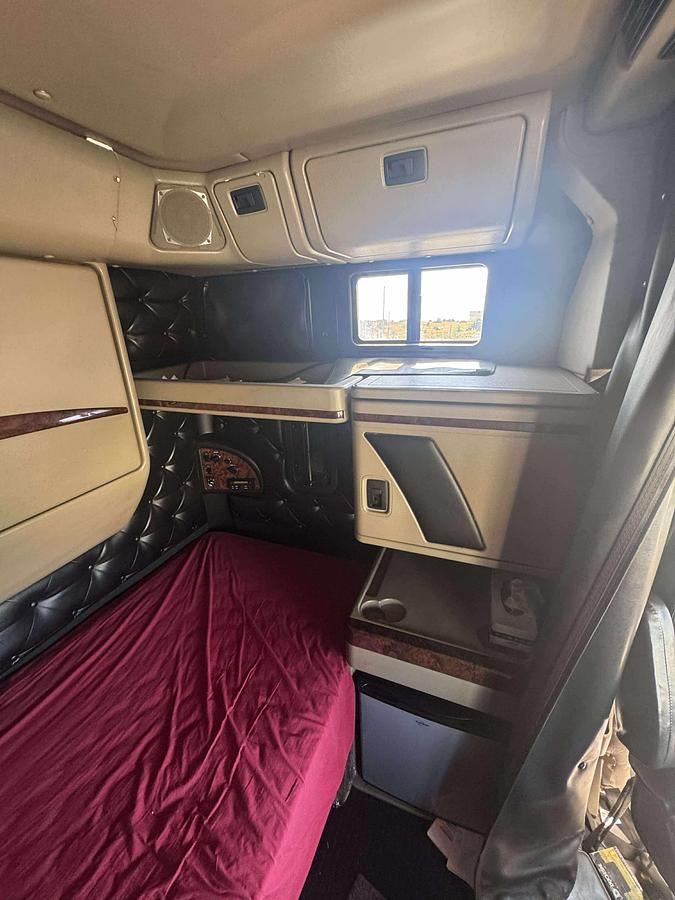 Used 2016 International Eagle 9900i