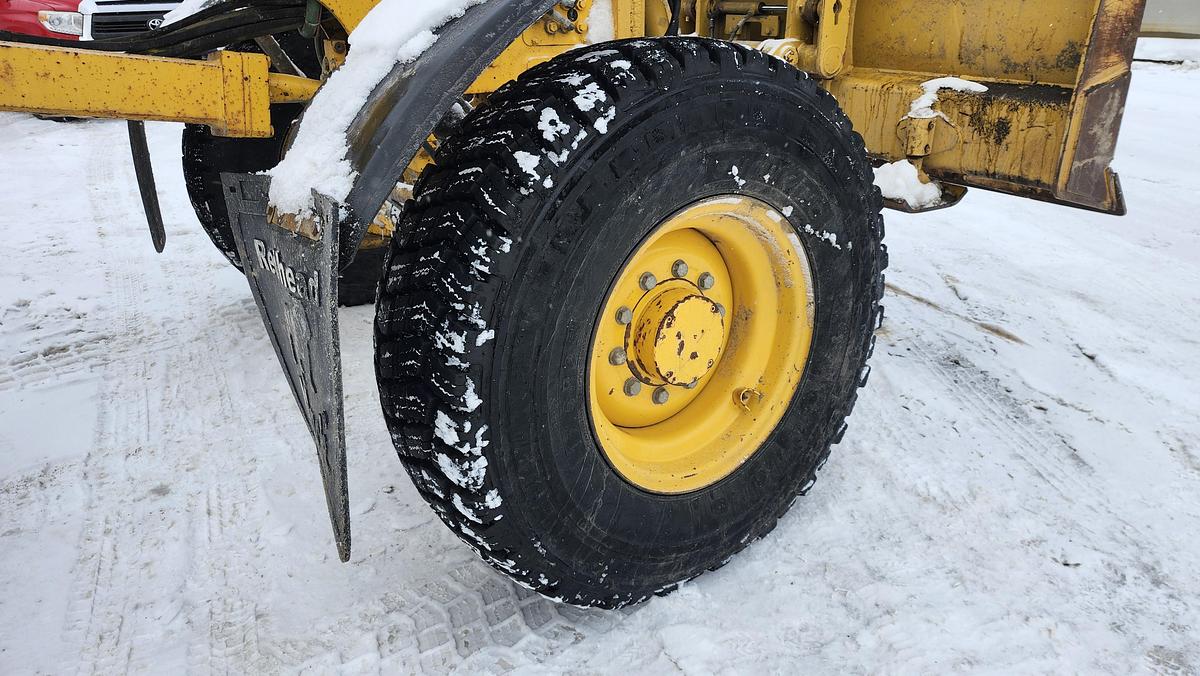 Used 2012 Volvo G970