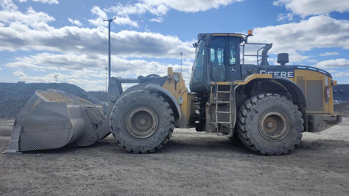 Used 2018 John Deere 844K-III