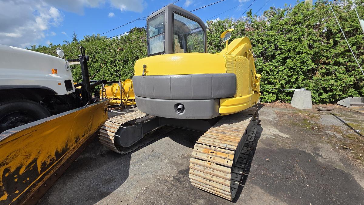 Used 1996 Komatsu PC75UU-2E