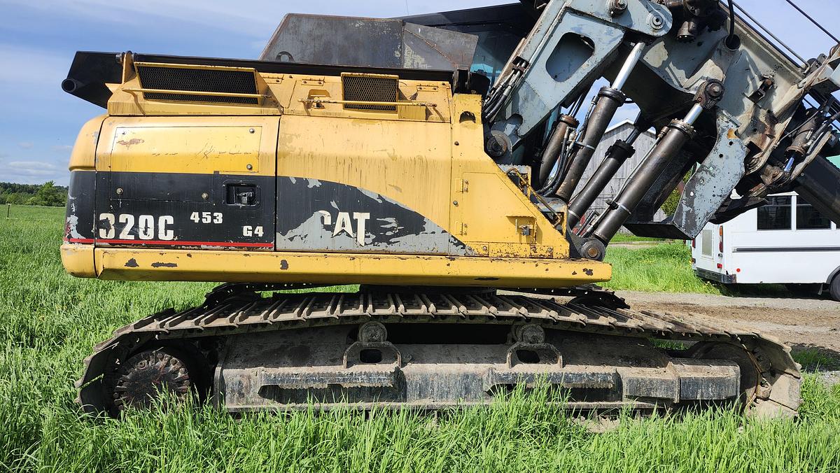 Used 2008 Caterpillar 320C FM