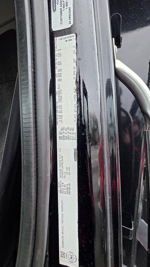 Used 2015 Freightliner M2-112