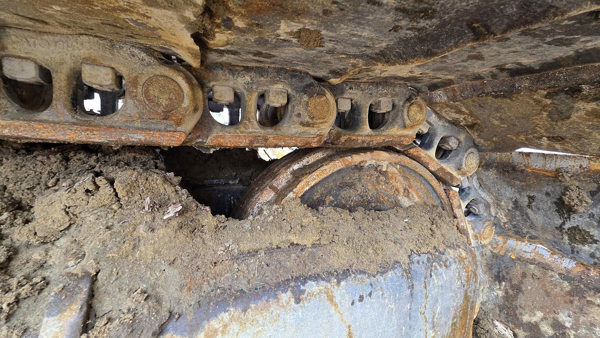 Used 2016 Caterpillar 330F