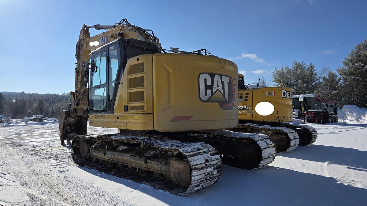 Used 2021 Caterpillar 325-07