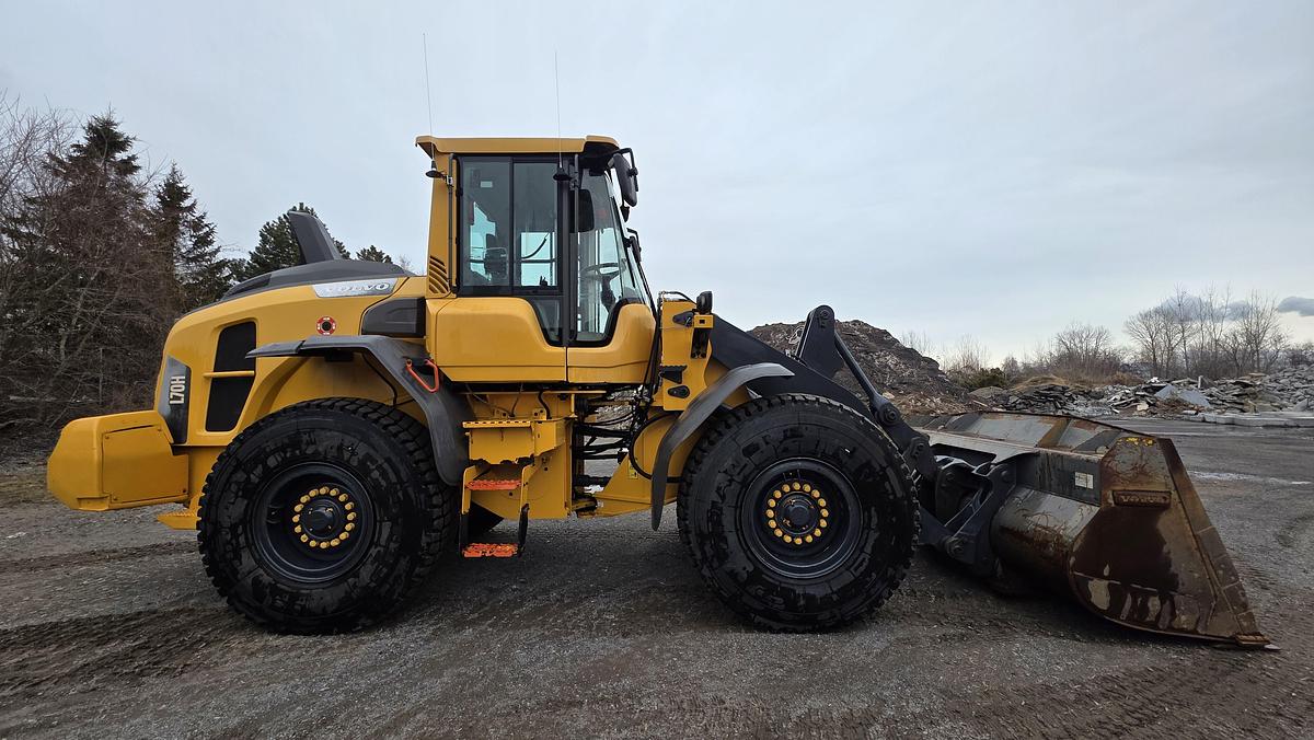 Used 2016 Volvo L70H