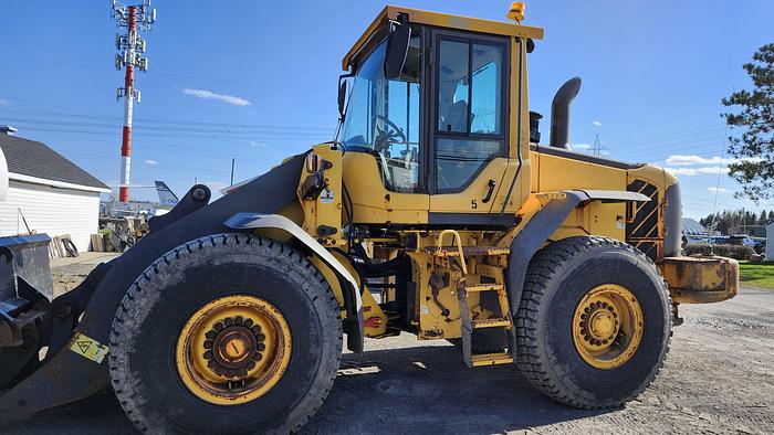 Used 2010 Volvo L70F