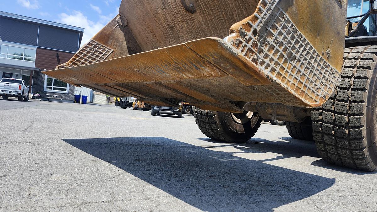 Used 2011 Caterpillar 950H