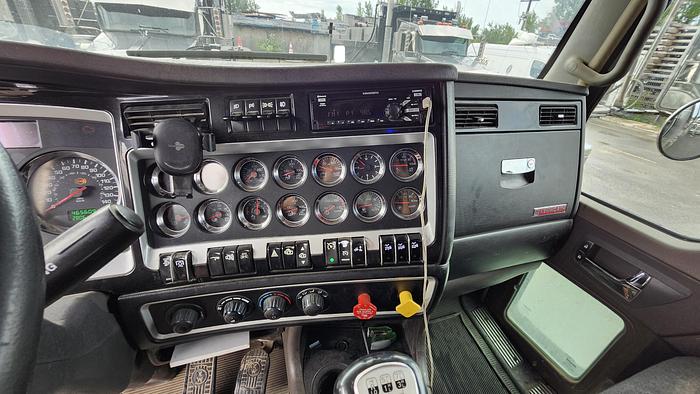 Used 2019 Kenworth T800