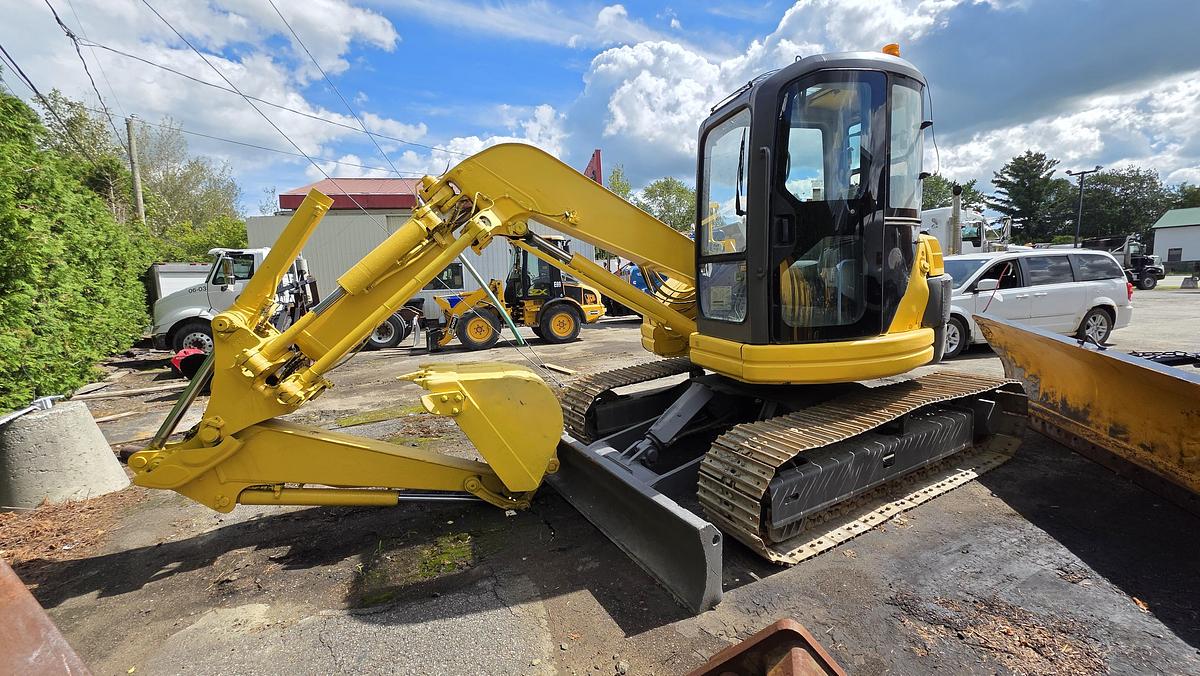 Used 1996 Komatsu PC75UU-2E