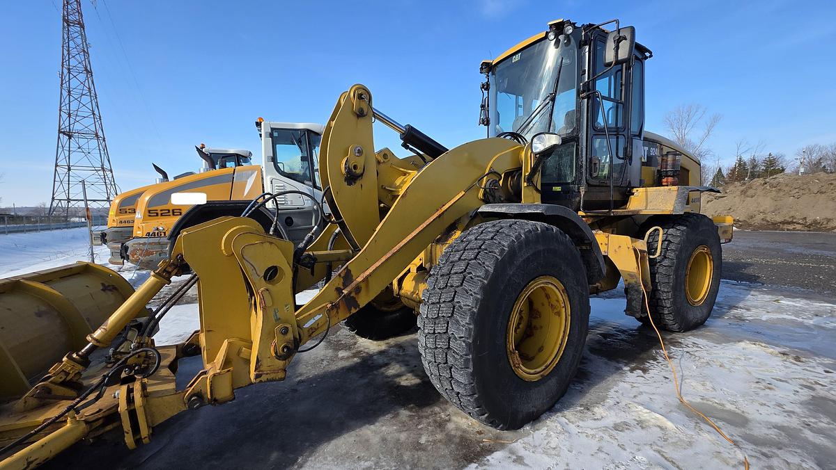 Used 2015 Caterpillar 924K