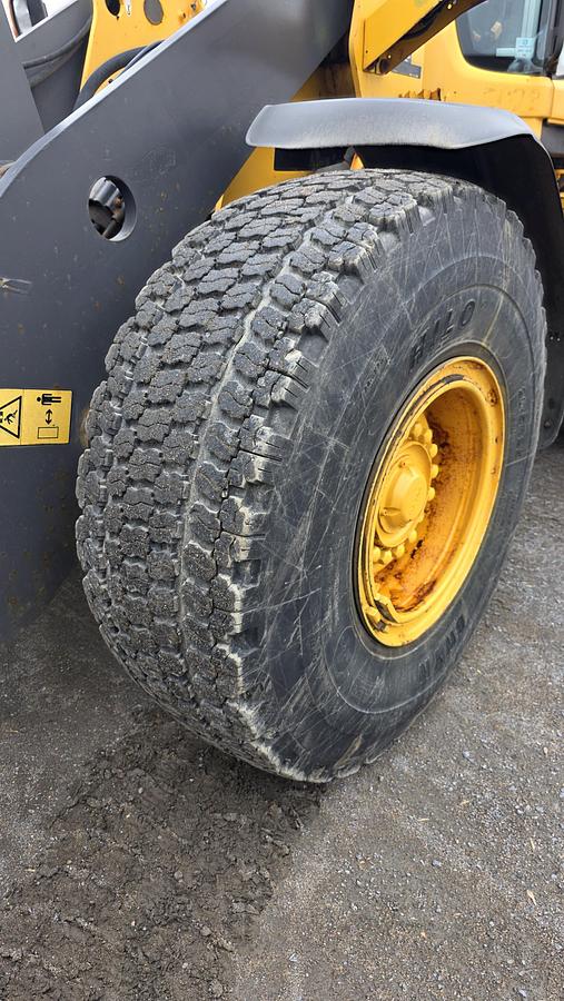 Used 2013 Volvo L90G