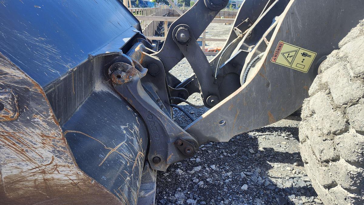 Used 2014 Volvo L90G