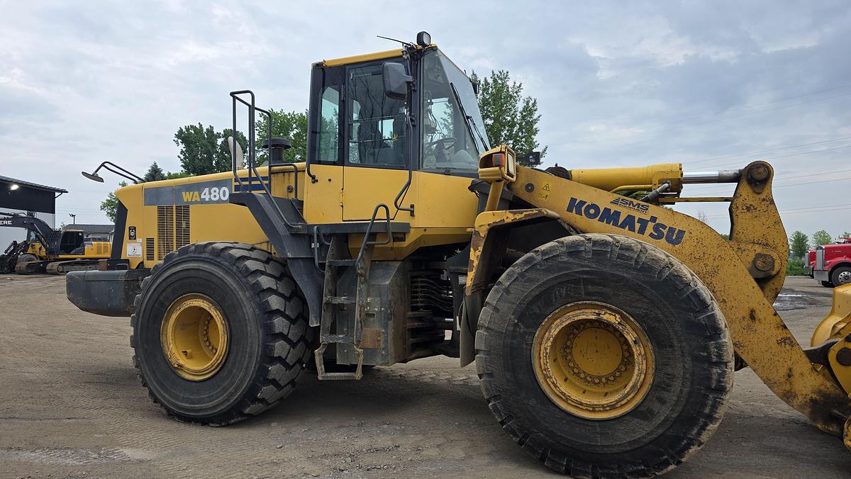 Used 2010 Komatsu WA480-6