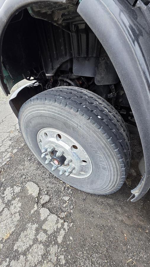 Used 2015 Freightliner M2-112