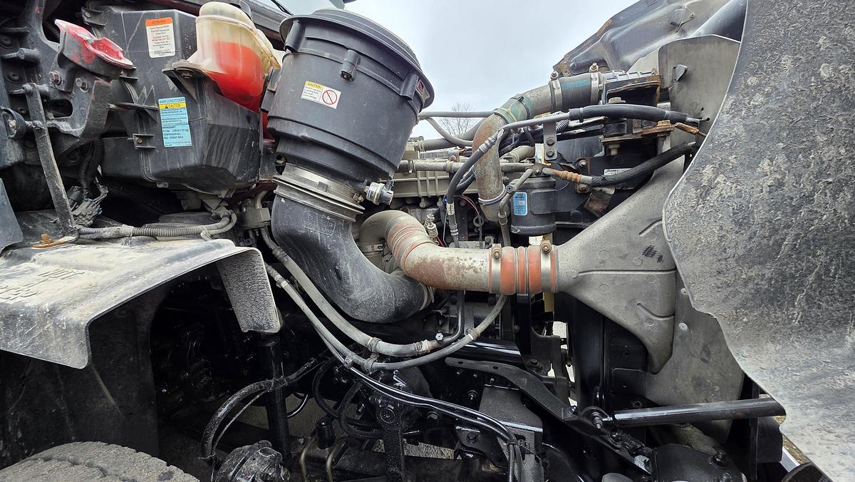 Used 2017 Freightliner SD114