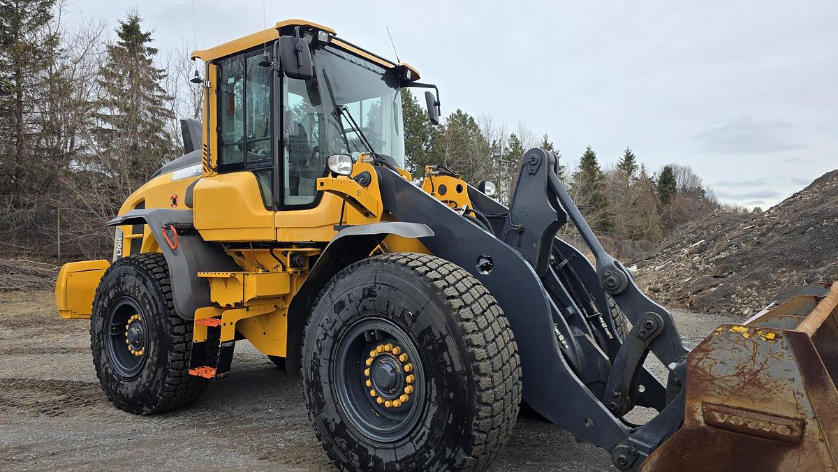 Used 2016 Volvo L70H
