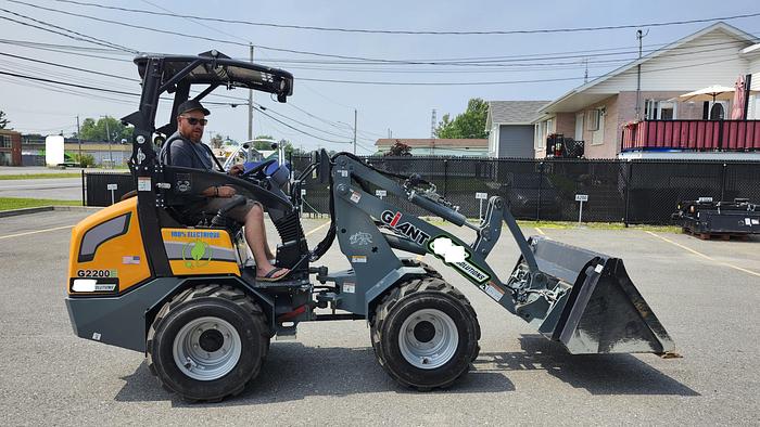 Used 2021 JCB 19C-1E