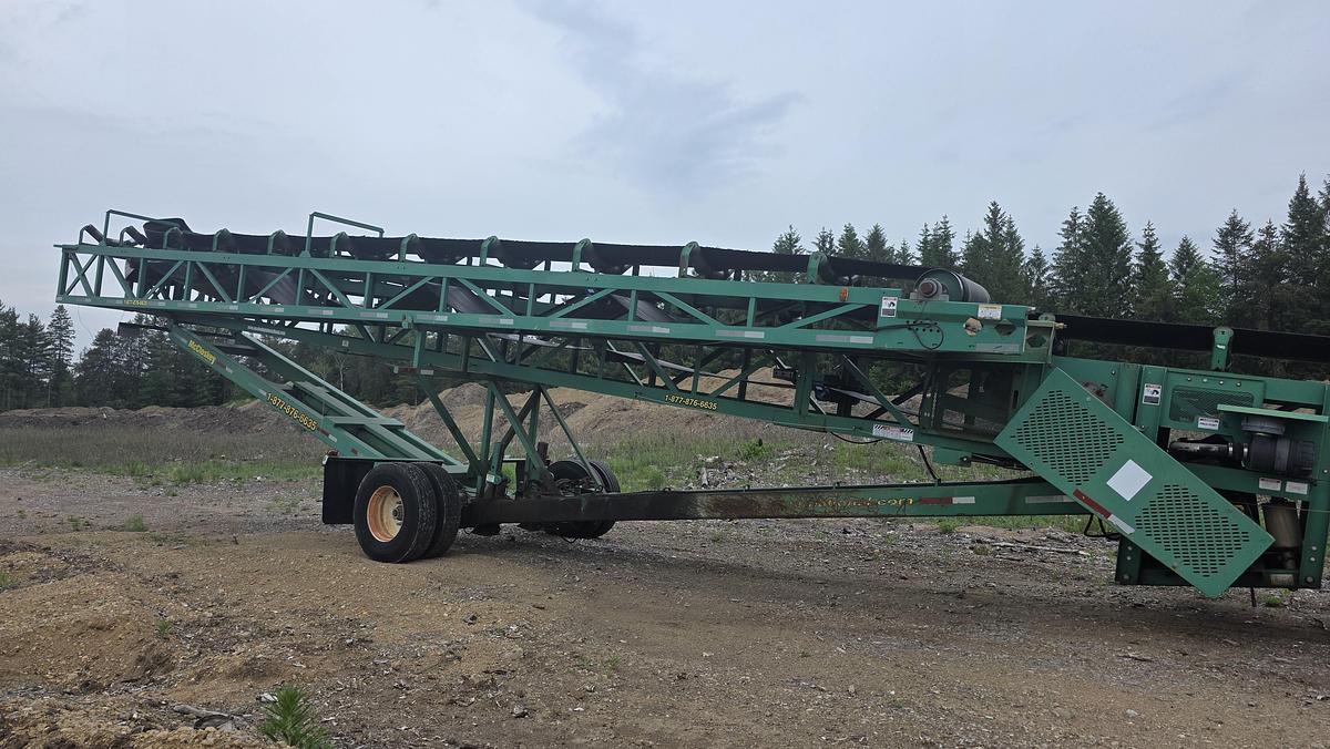 Used 2008 McCloskey ST125