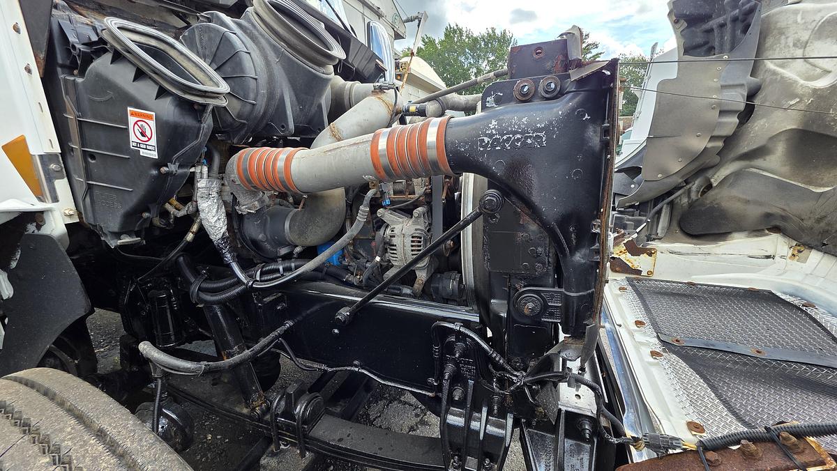 Used 2018 Kenworth T370
