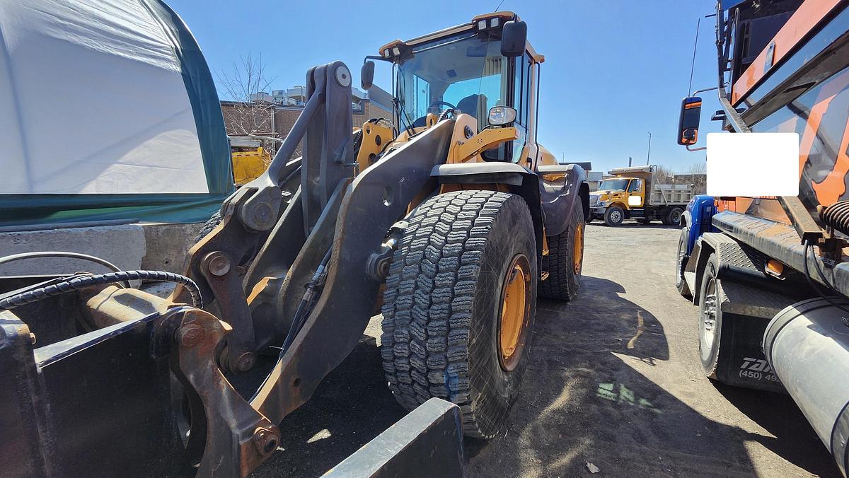 Used 2017 Volvo L110H