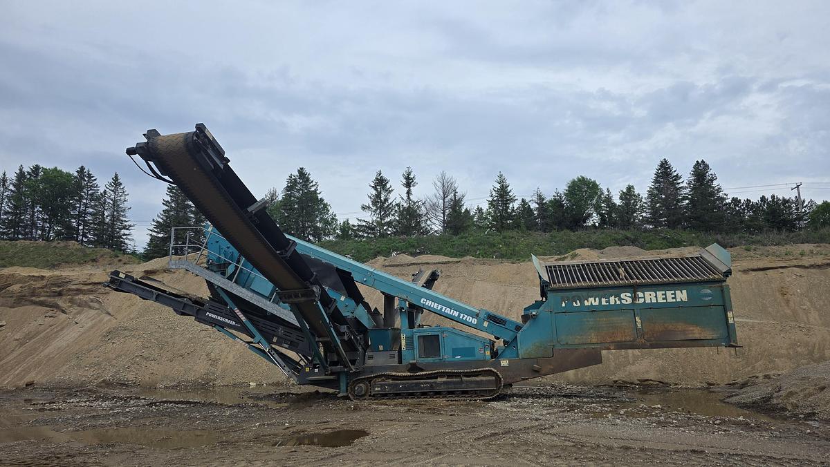 Used 2015 Powerscreen Chieftain 1700