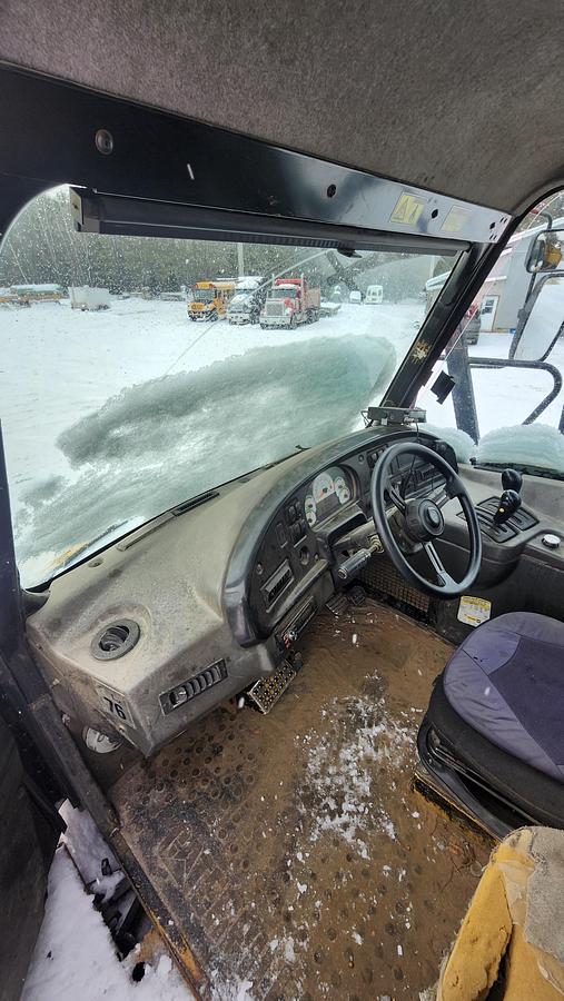 Used 2007 Caterpillar 730