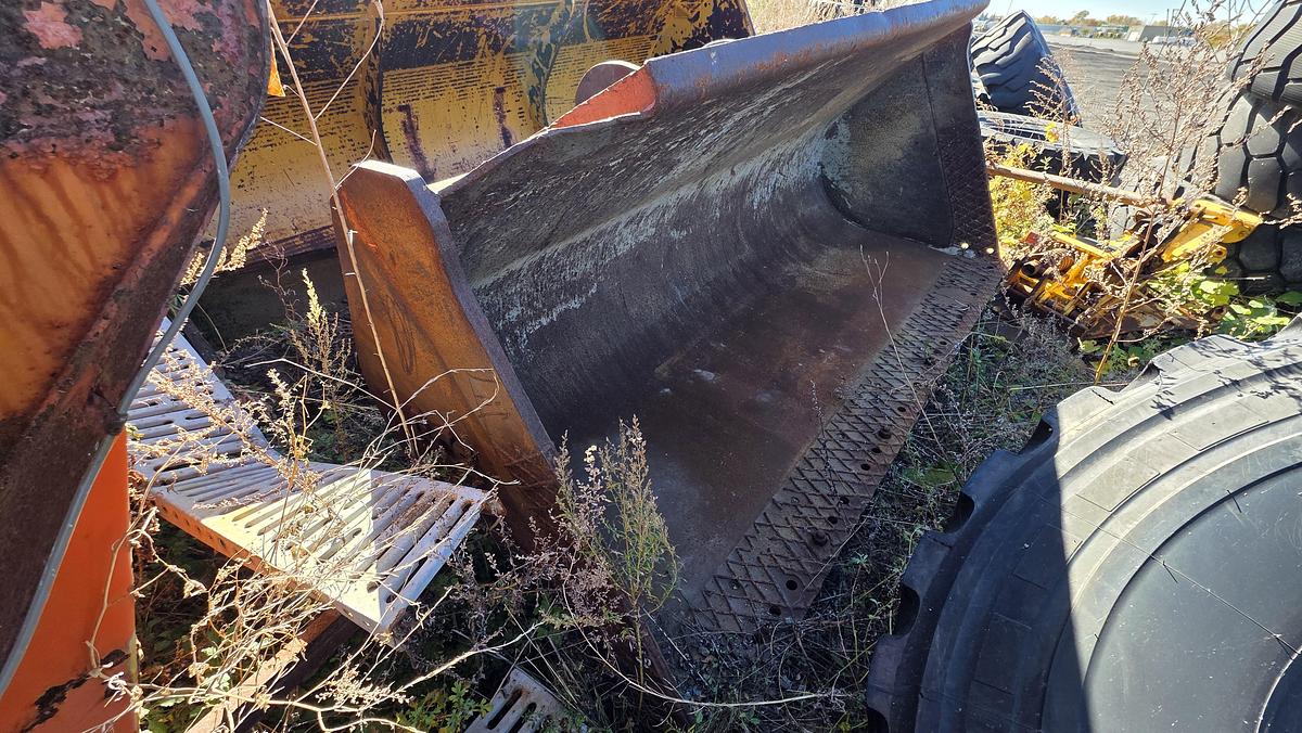 Used ACS 102 in Bucket