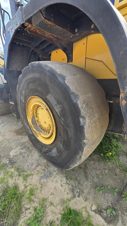 Used 2020 Komatsu WA500-8