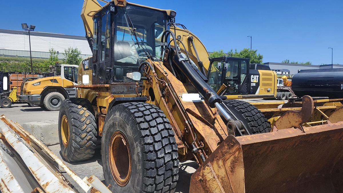 Used 2012 Caterpillar 930H